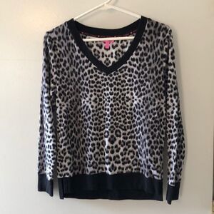 Betsey Johnson Animal Print top  Size S GUC